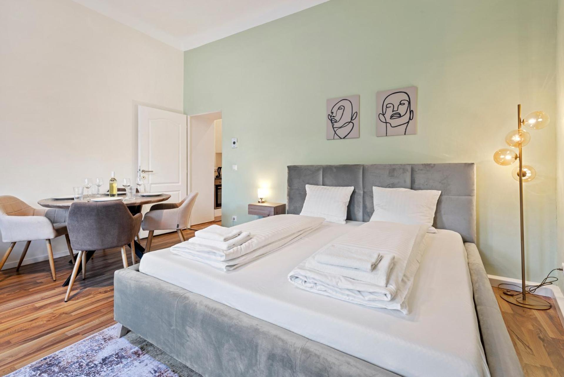 Cozy City Apartment - 15 Min To City-Centre - Contactless 24H Check-In เวียนนา ภายนอก รูปภาพ